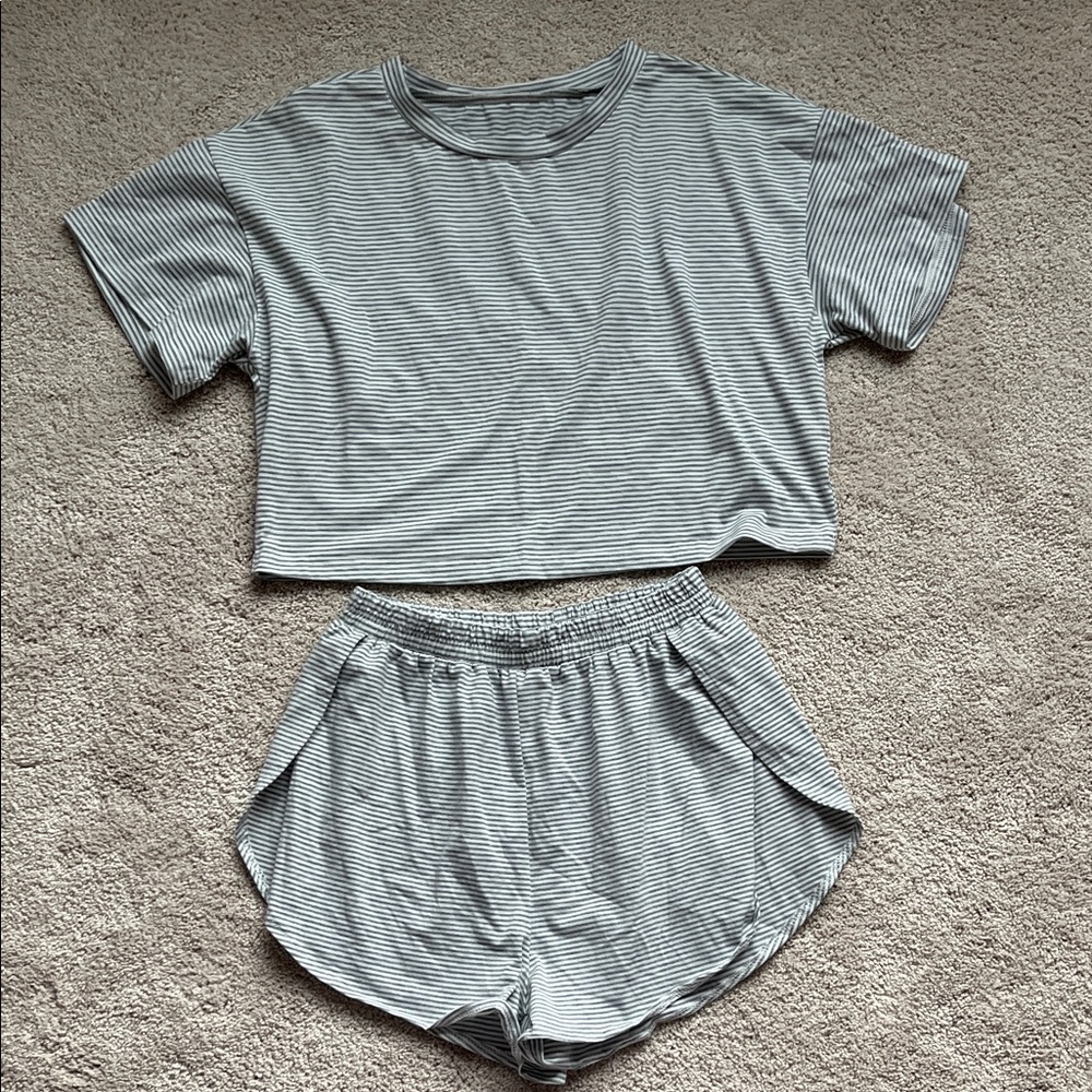 Lounge set
